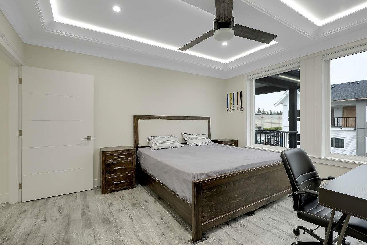 2960 Royal Street, Abbotsford, BC - Indoor Photo Showing Bedroom