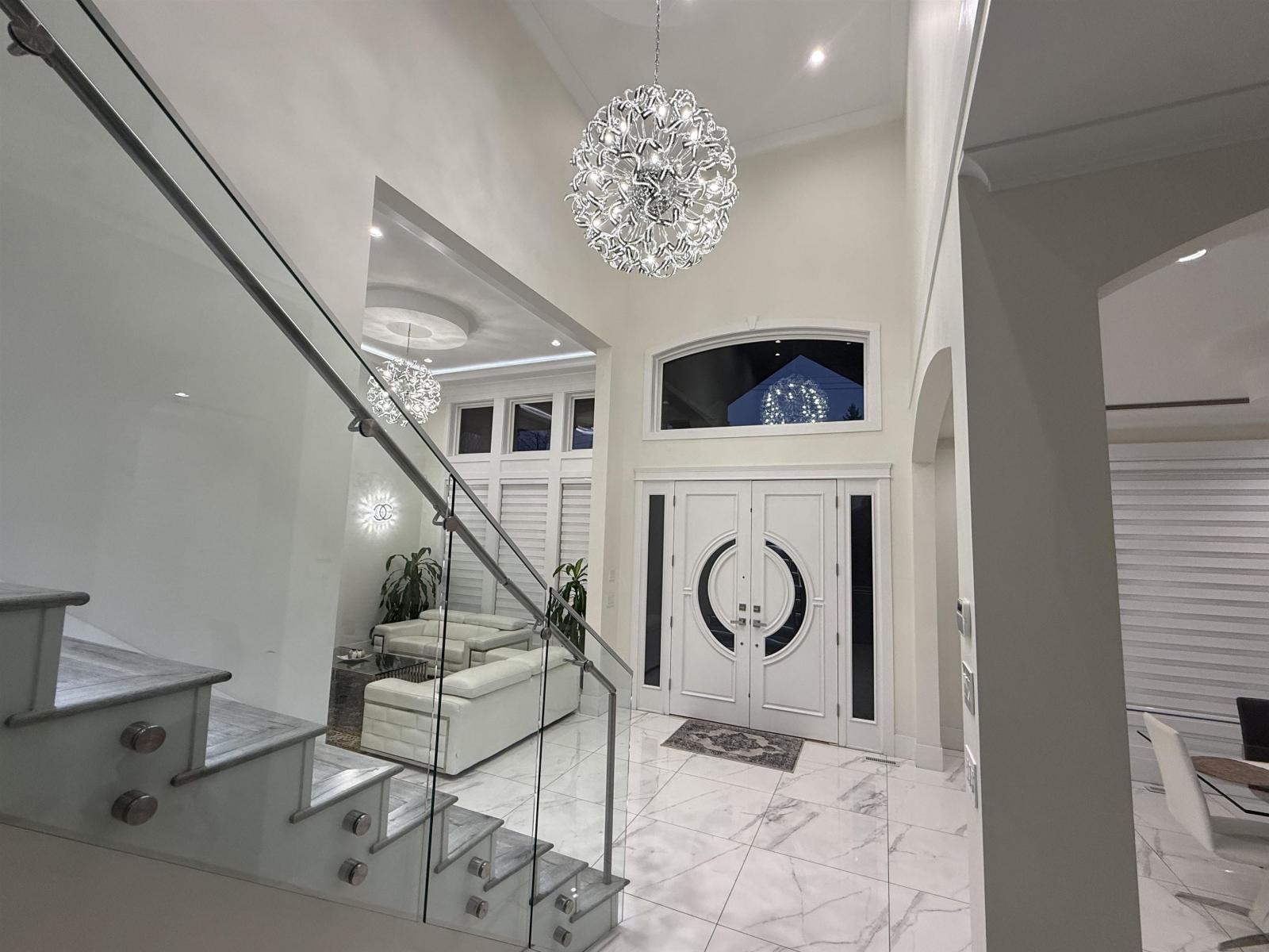 2960 Royal Street, Abbotsford, BC - Indoor Photo Showing Other Room