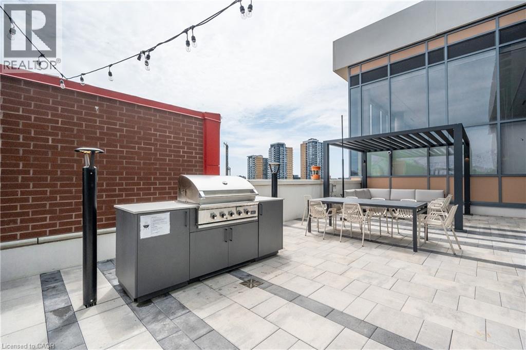 Rooftop Terrace With Community BBQ - 25 Wellington Street S Unit# 2912, Kitchener, ON