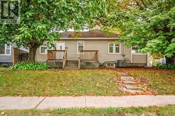 829 ATHOL STREET Whitby, ON L1N 4A1