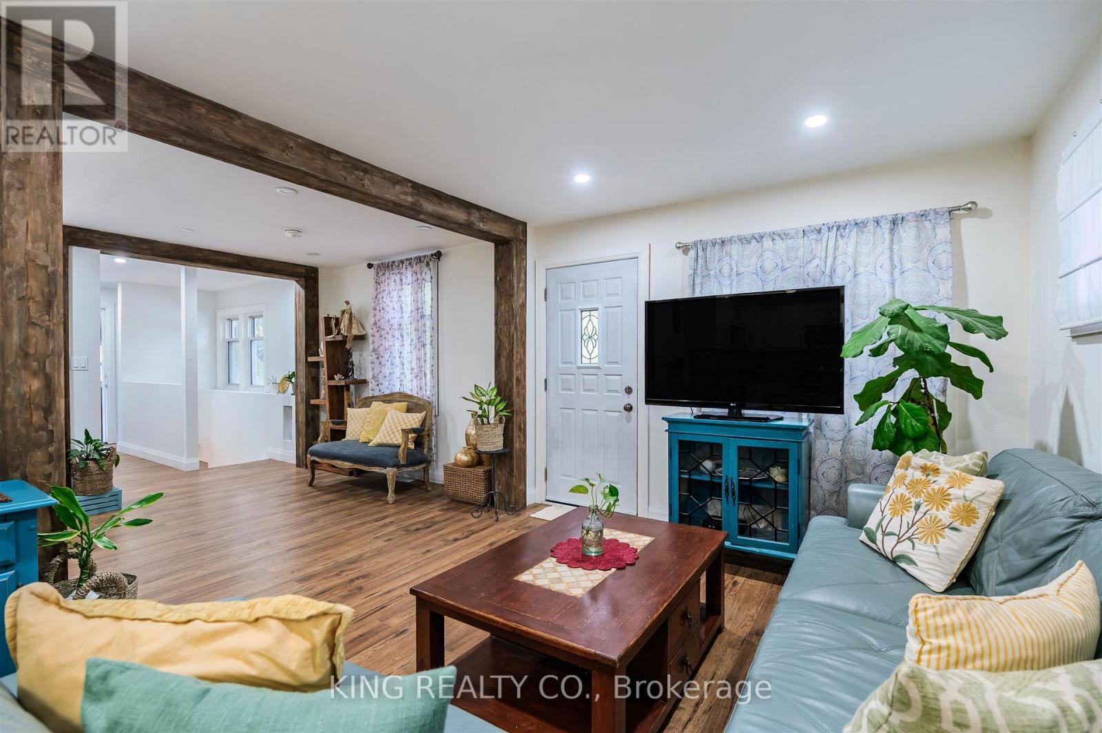 829 Athol Street, Whitby, ON