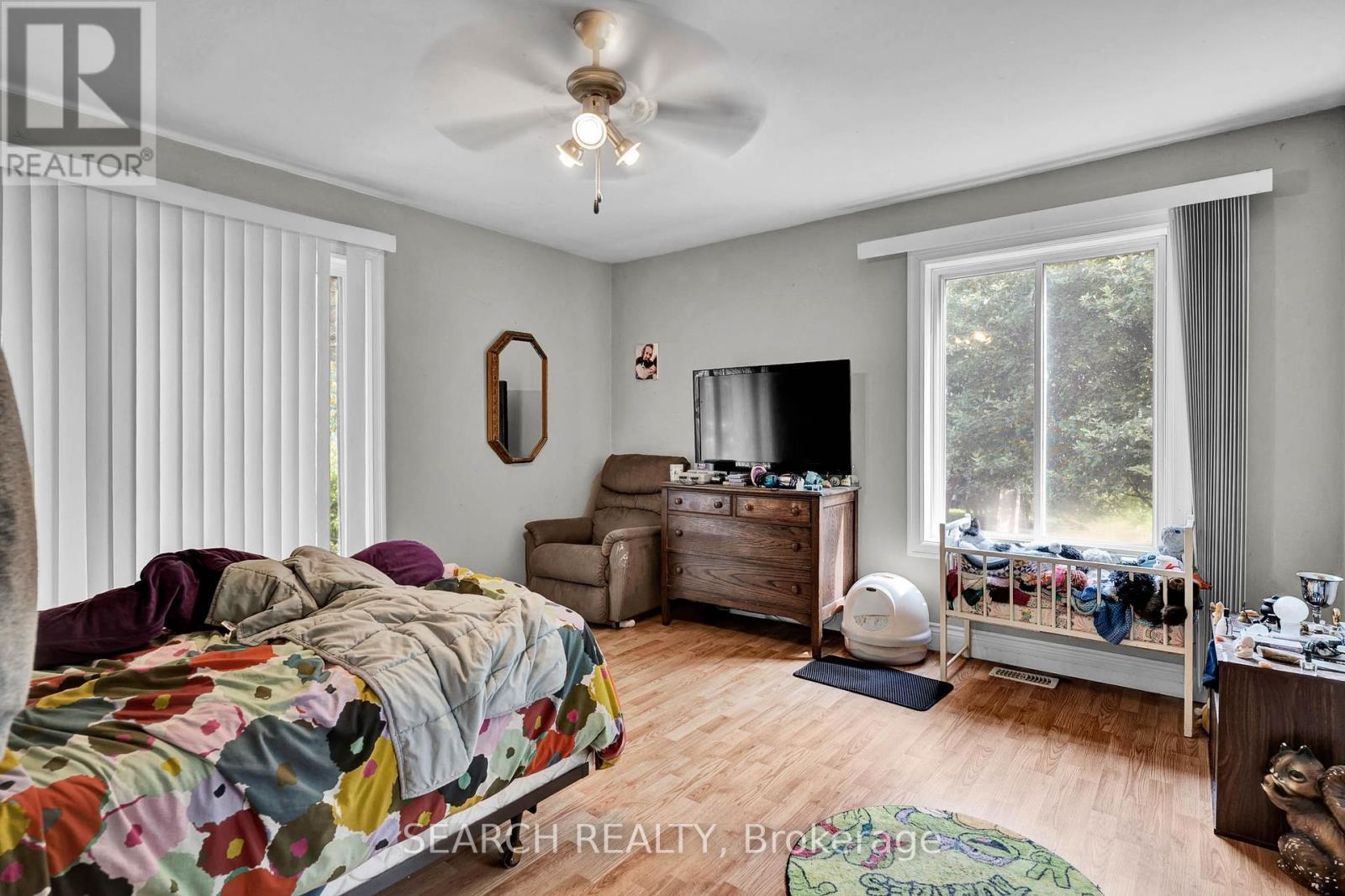 5127 10Th Side Road, Essa, ON