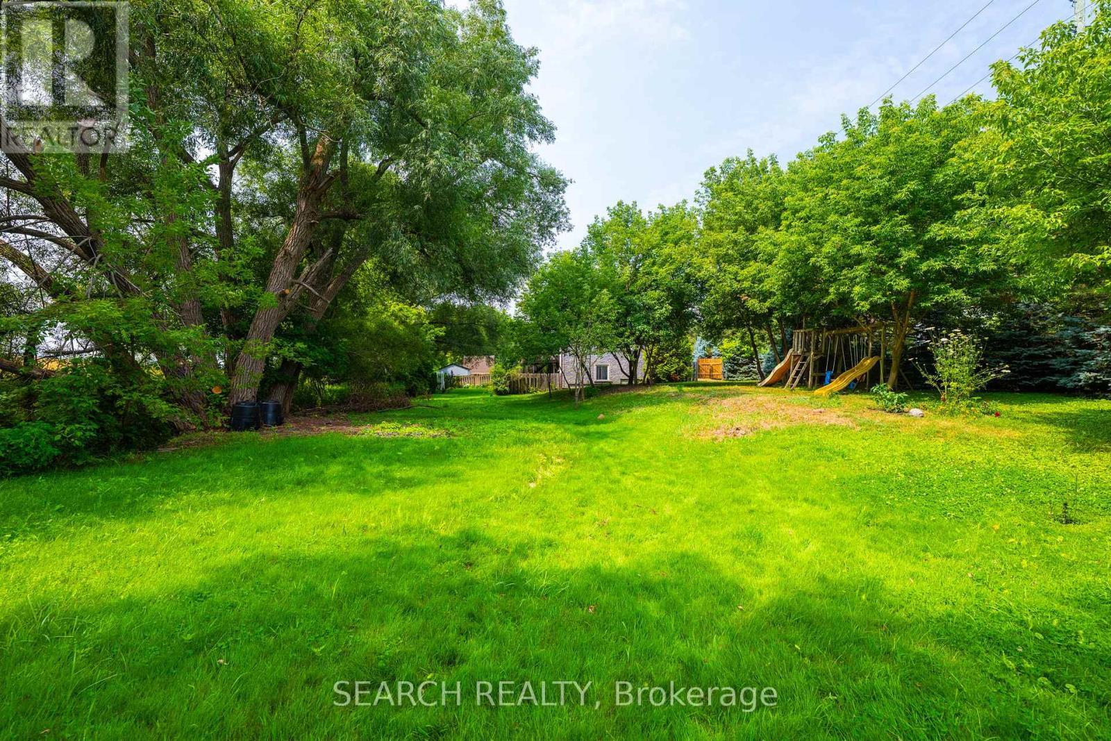 5127 10Th Side Road, Essa, ON