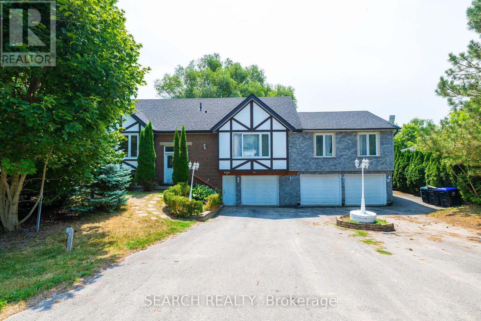 5127 10Th Side Road, Essa, ON - Outdoor With Facade