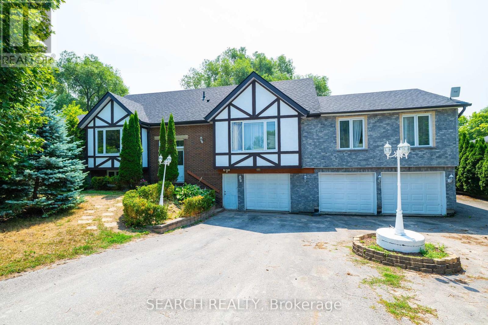 5127 10Th Side Road, Essa, ON - Outdoor With Facade