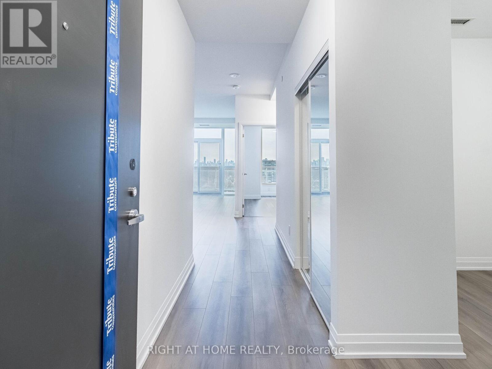 901 - 286 Main Street, Toronto, ON