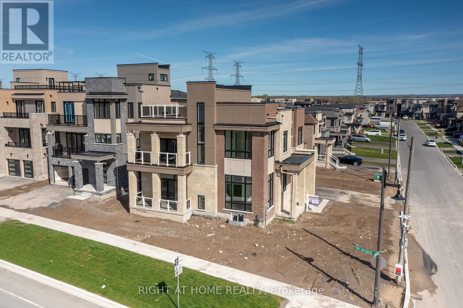 2 Yacht Drive, Clarington, ON - Outdoor