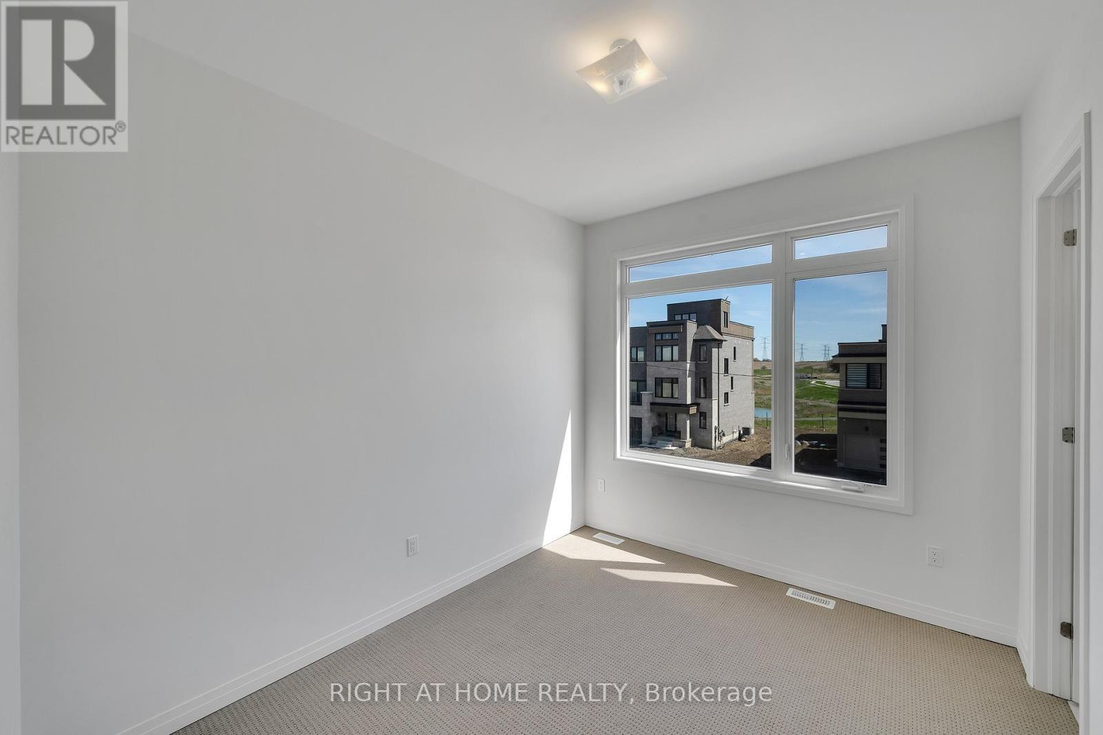 2 Yacht Drive, Clarington, ON - Indoor Photo Showing Other Room