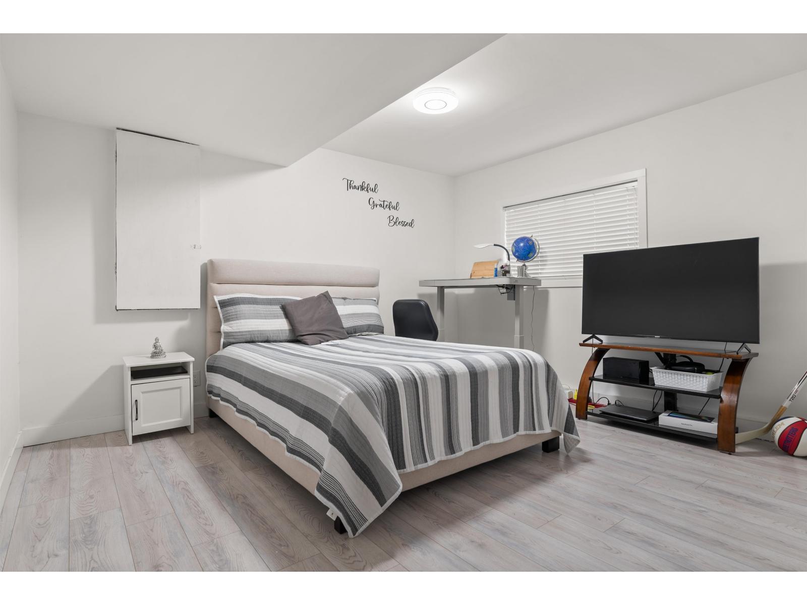 11186 Farms Road, Mission, BC - Indoor Photo Showing Bedroom