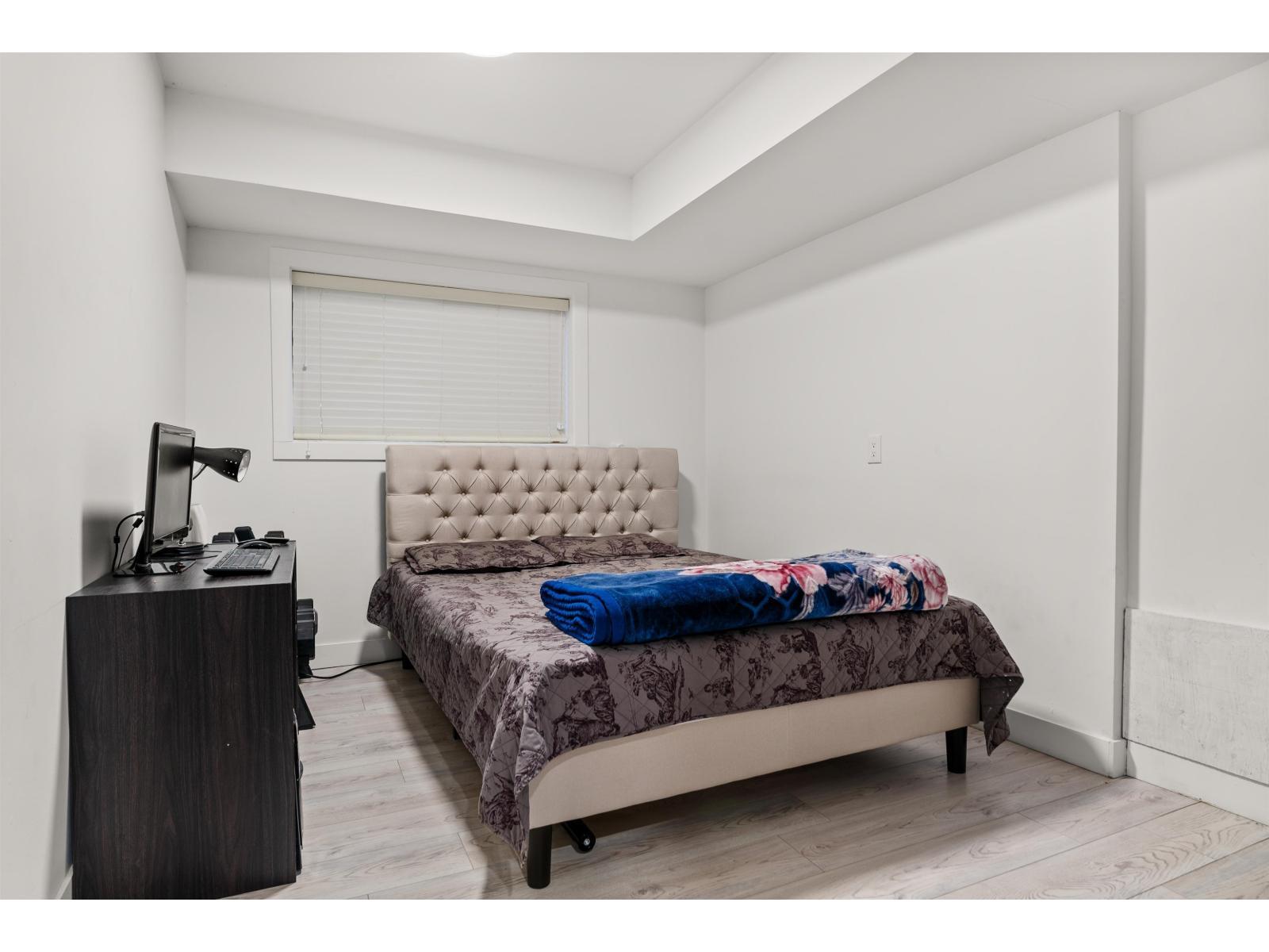 11186 Farms Road, Mission, BC - Indoor Photo Showing Bedroom