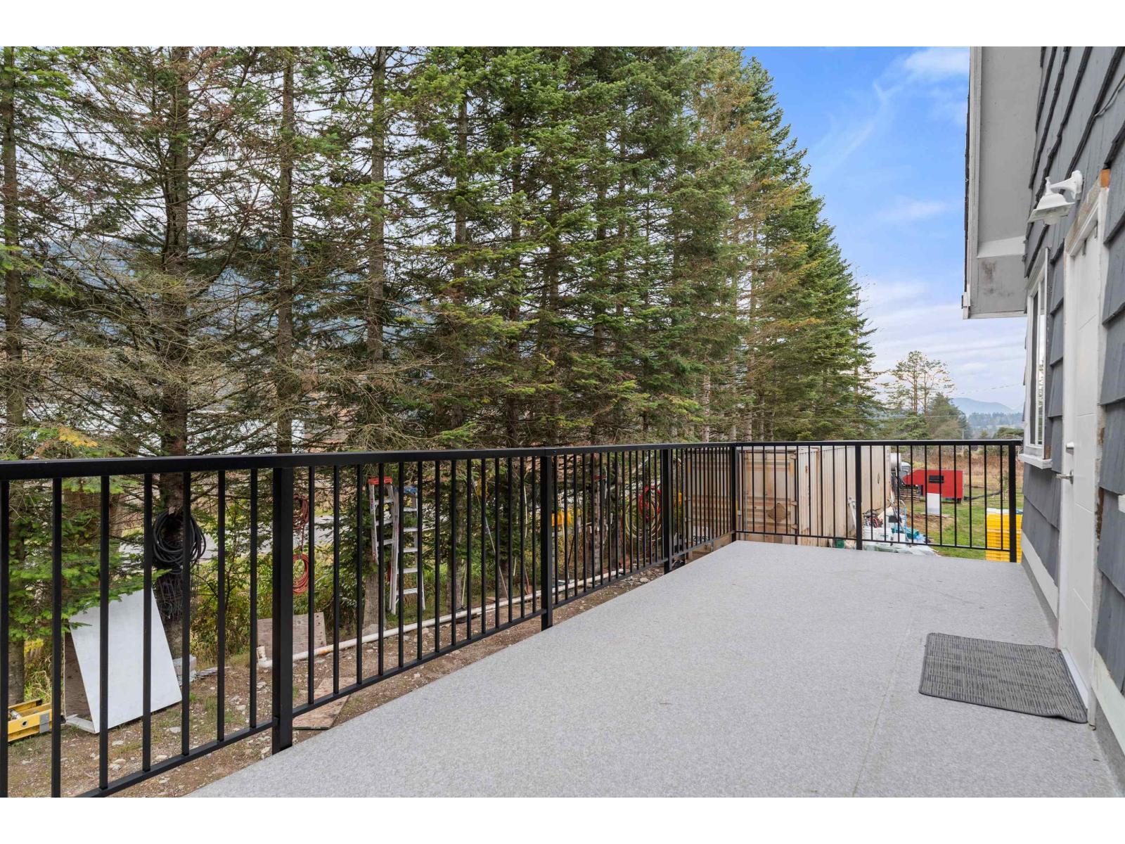 11186 Farms Road, Mission, BC - Outdoor With Exterior