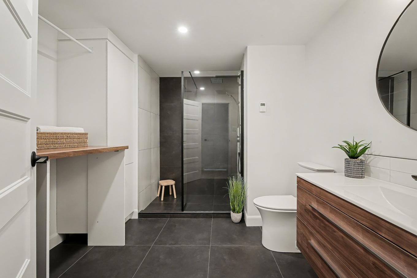 Salle de bains - 110-2761 Ch. Ste-Foy, Québec (Sainte-Foy/Sillery/Cap-Rouge), QC - Indoor Photo Showing Bathroom