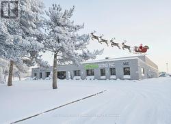 145 ENGELHARD DRIVE Aurora, ON L4G 3V1