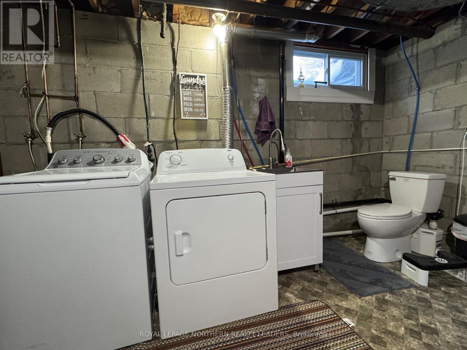 510 Balsam Street S, Timmins (Ts - Se), ON - Indoor Photo Showing Laundry Room