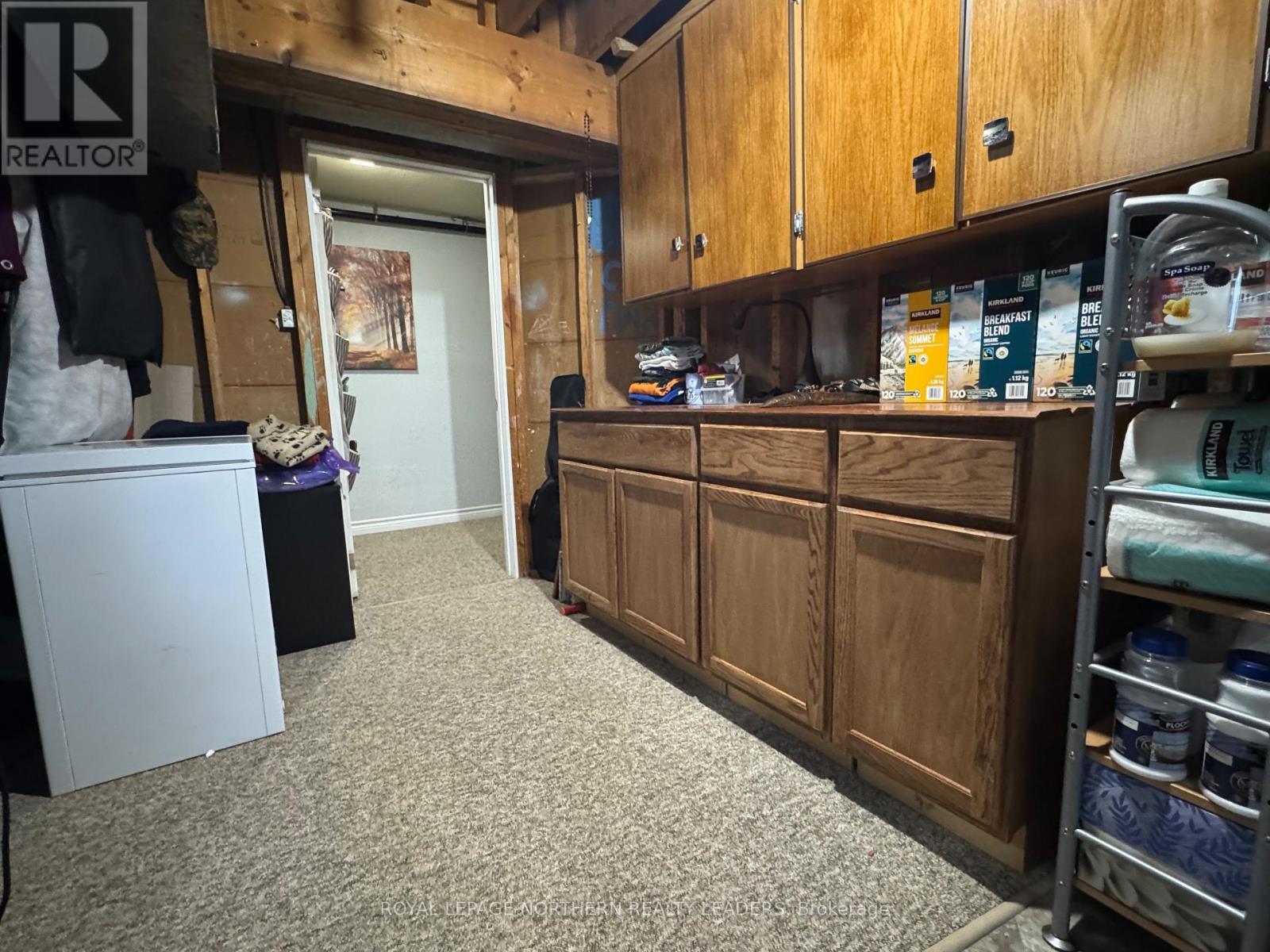 510 Balsam Street S, Timmins (Ts - Se), ON - Indoor