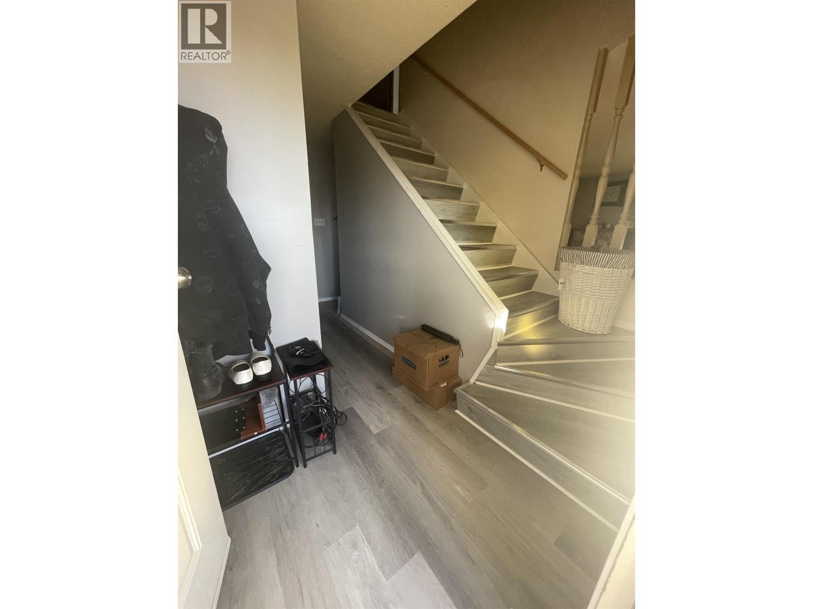 5735 Gairdner Crescent, Fort Nelson, BC - Indoor Photo Showing Other Room