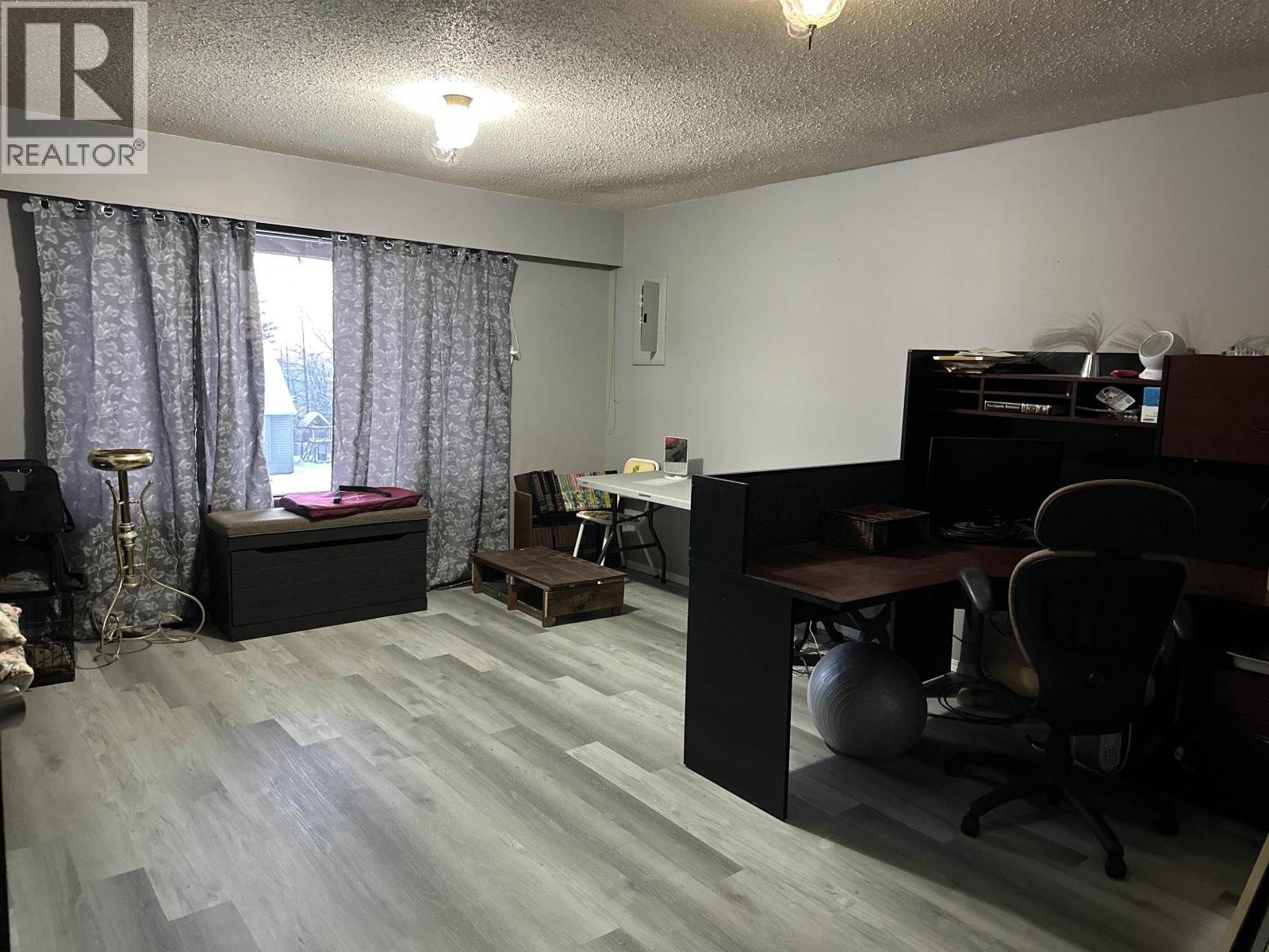 5735 Gairdner Crescent, Fort Nelson, BC - Indoor Photo Showing Office