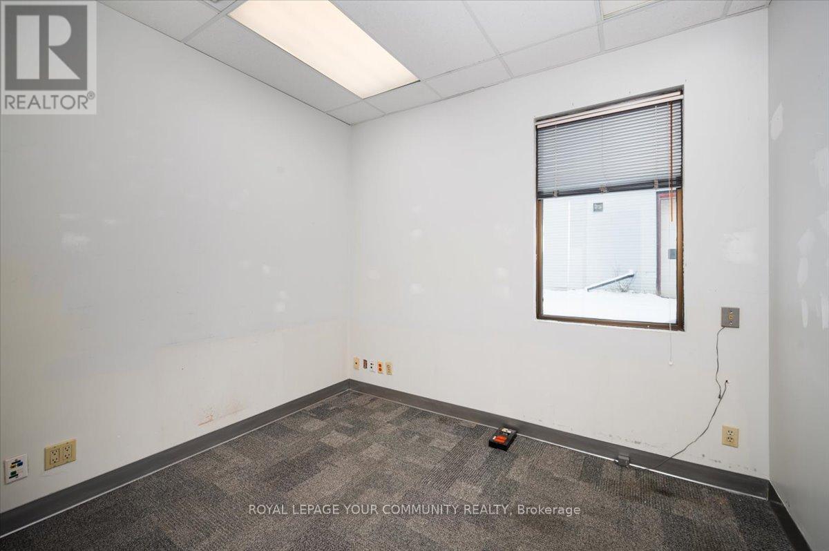 10 Cameron Street W, Brock, ON