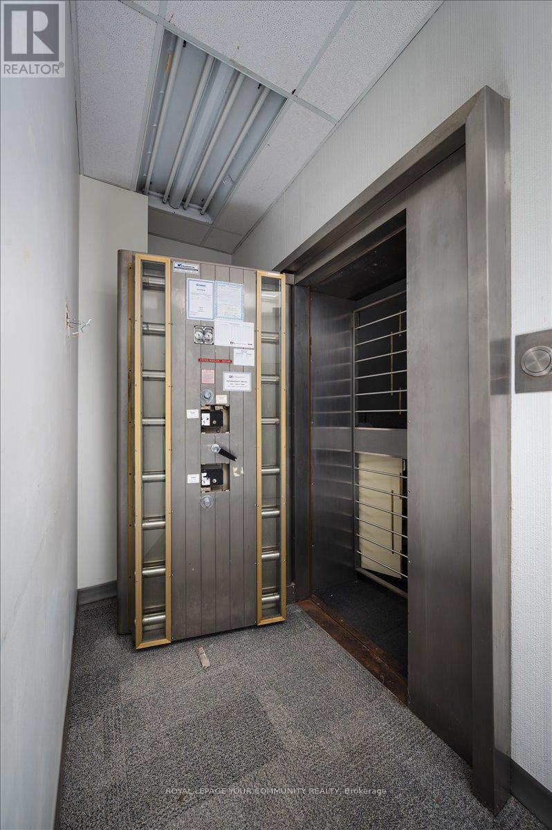 10 Cameron Street W, Brock, ON