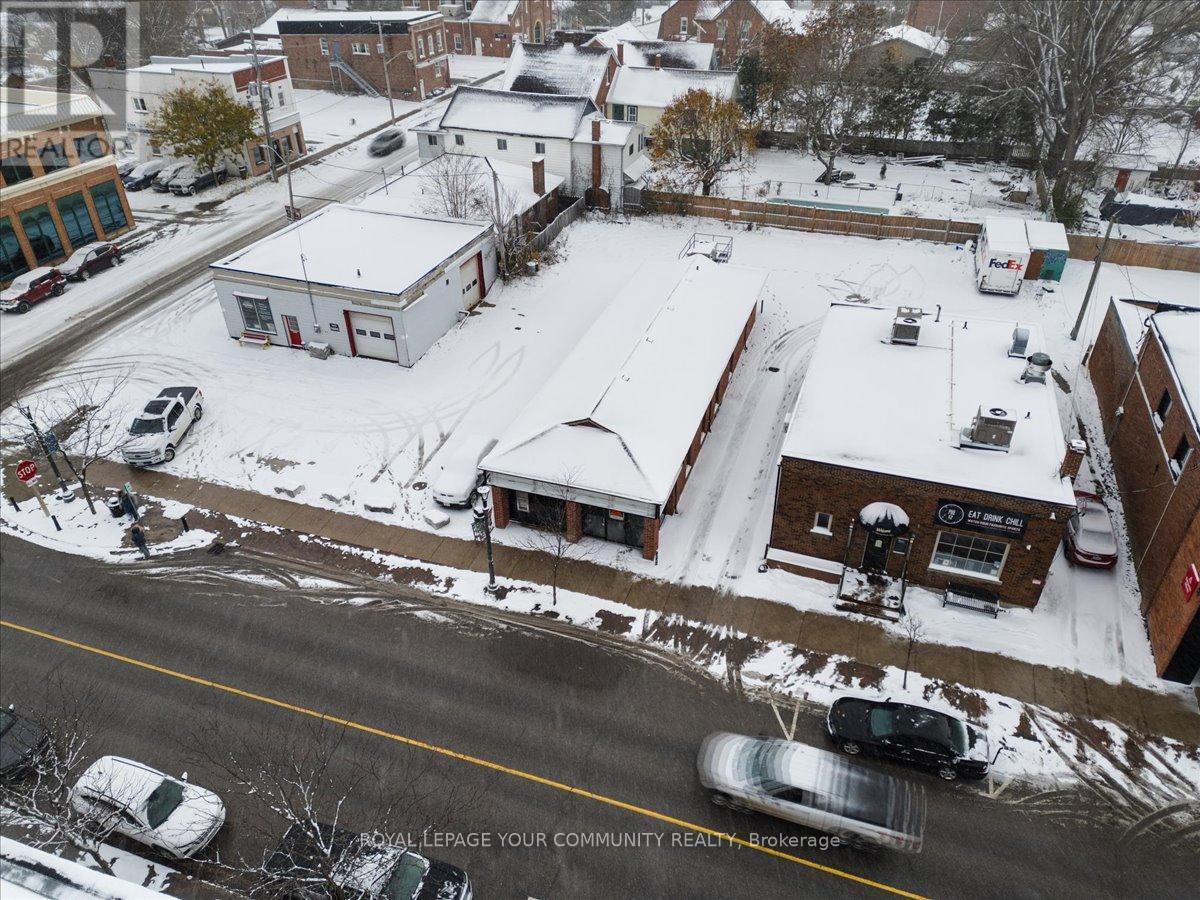 10 Cameron Street W, Brock, ON