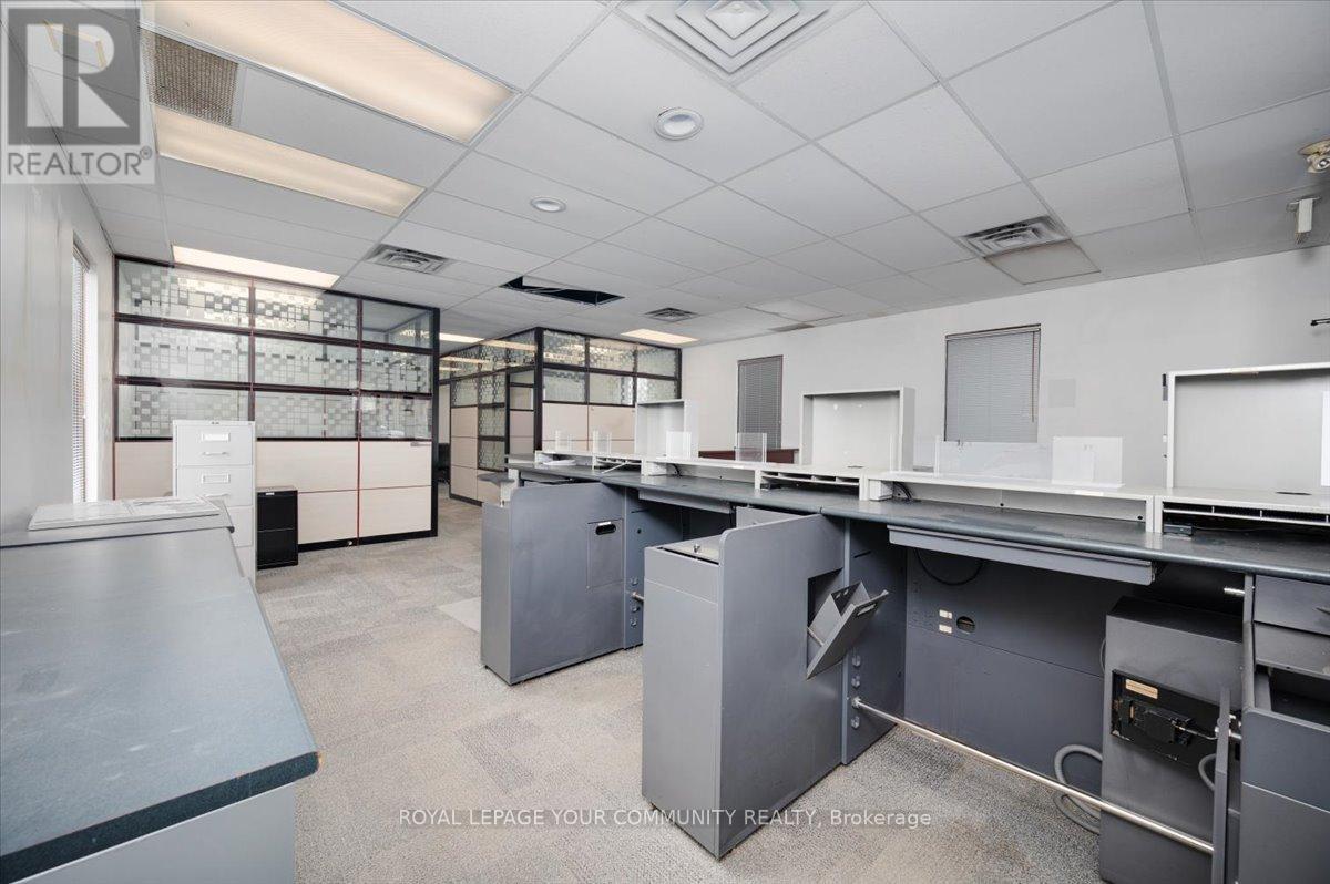 10 Cameron Street W, Brock, ON