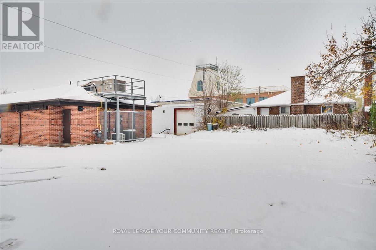 10 Cameron Street W, Brock, ON