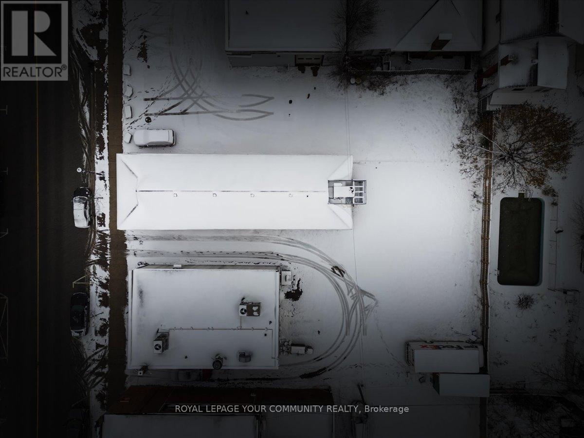 10 Cameron Street W, Brock, ON