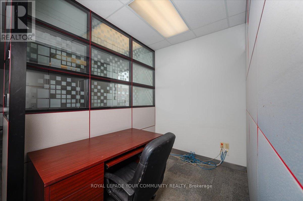 10 Cameron Street W, Brock, ON