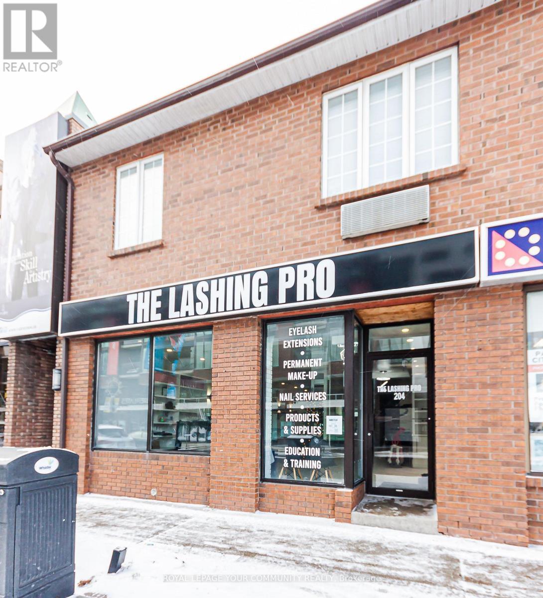 204 Brock Street S, Whitby, ON