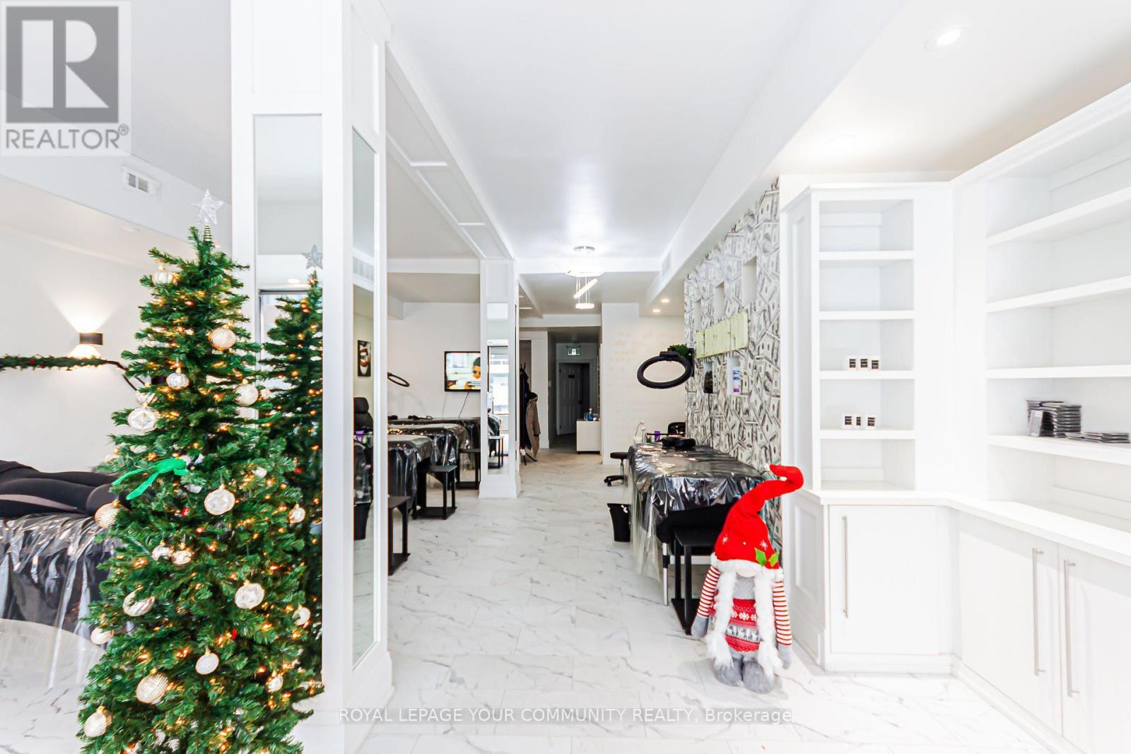 204 Brock Street S, Whitby, ON