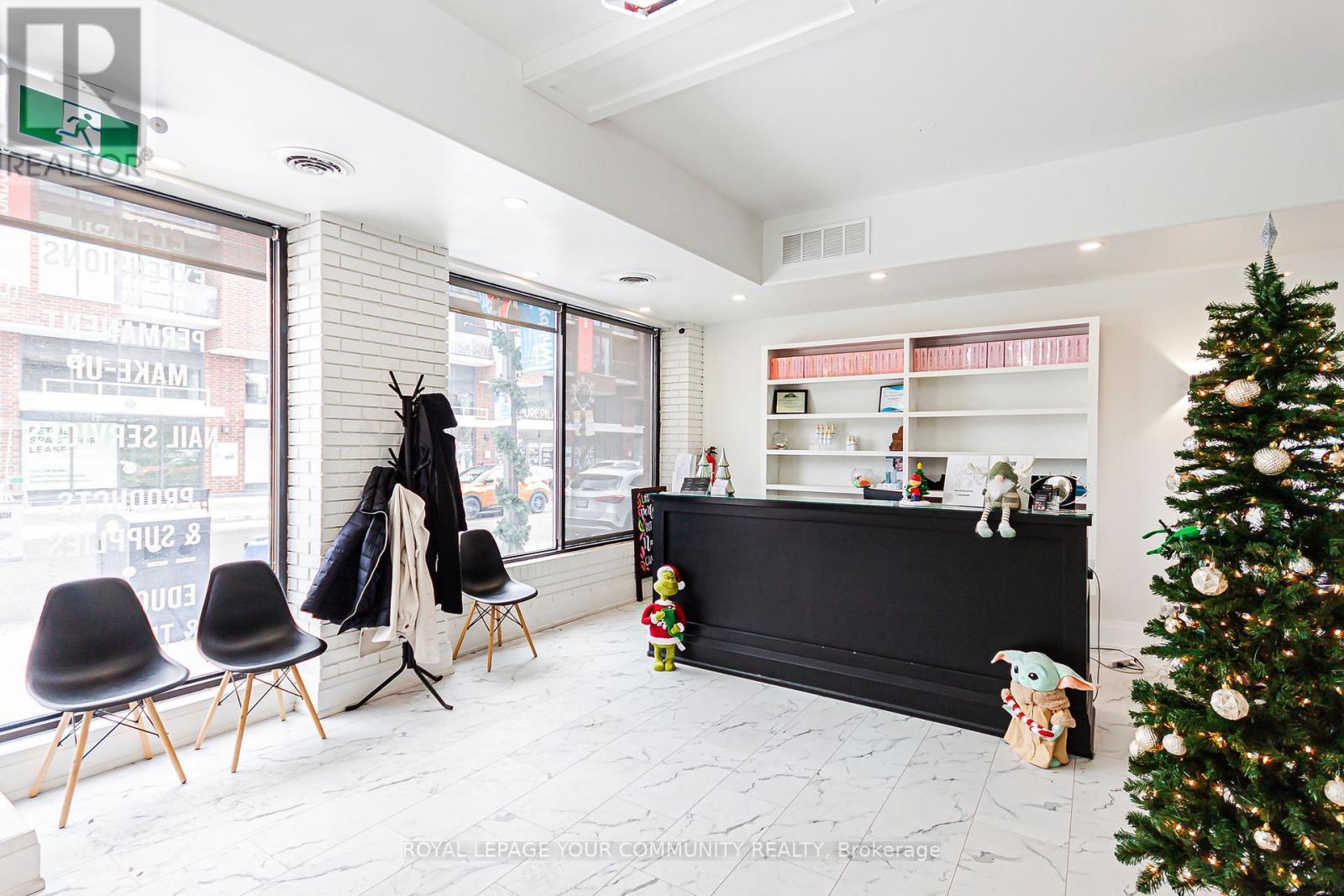 204 Brock Street S, Whitby, ON