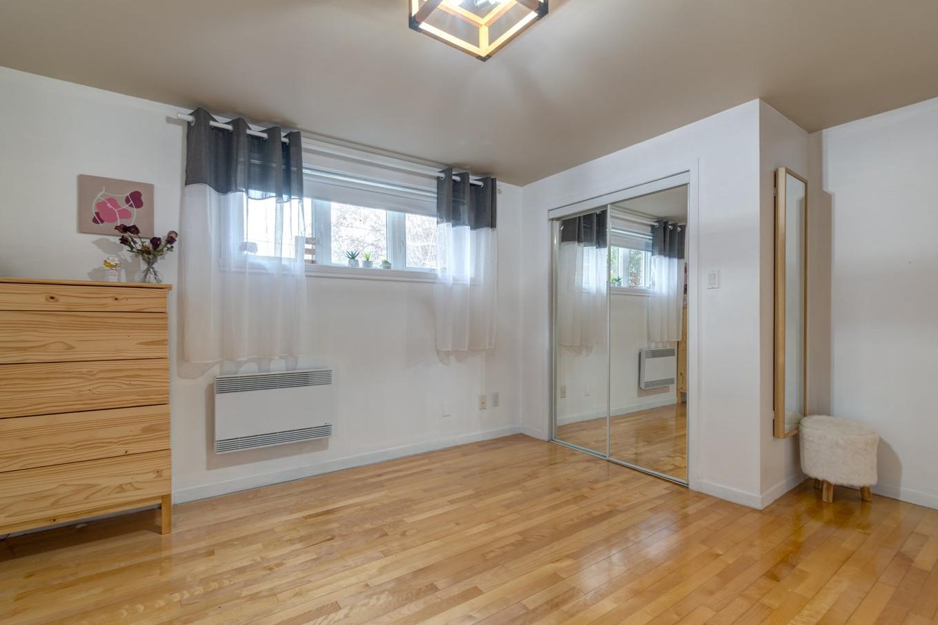 Chambre à coucher - 953 Rue Des Grands-Bois, Sorel-Tracy, QC - Indoor Photo Showing Other Room