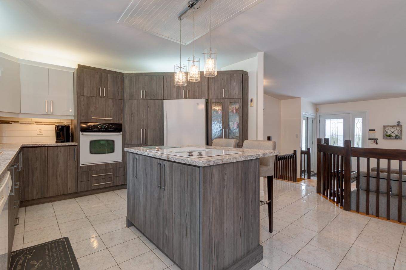 Cuisine - 953 Rue Des Grands-Bois, Sorel-Tracy, QC - Indoor Photo Showing Kitchen