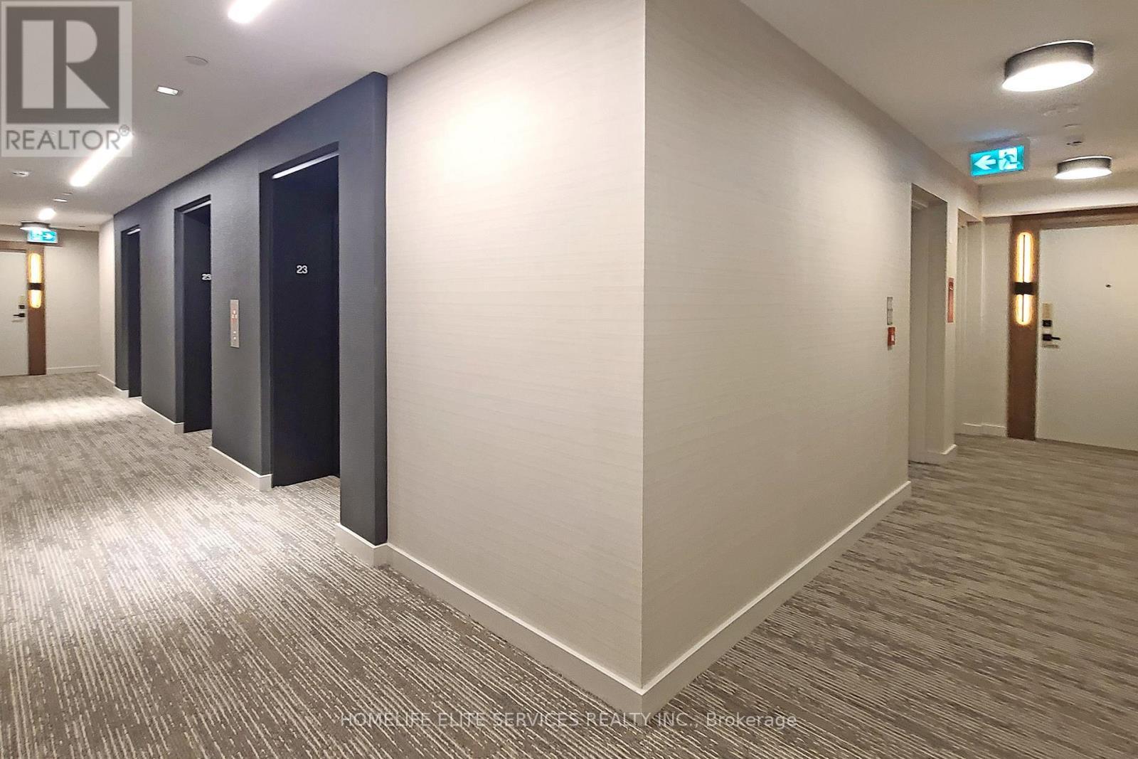 702 - 327 King Street W, Toronto, ON - Indoor Photo Showing Other Room