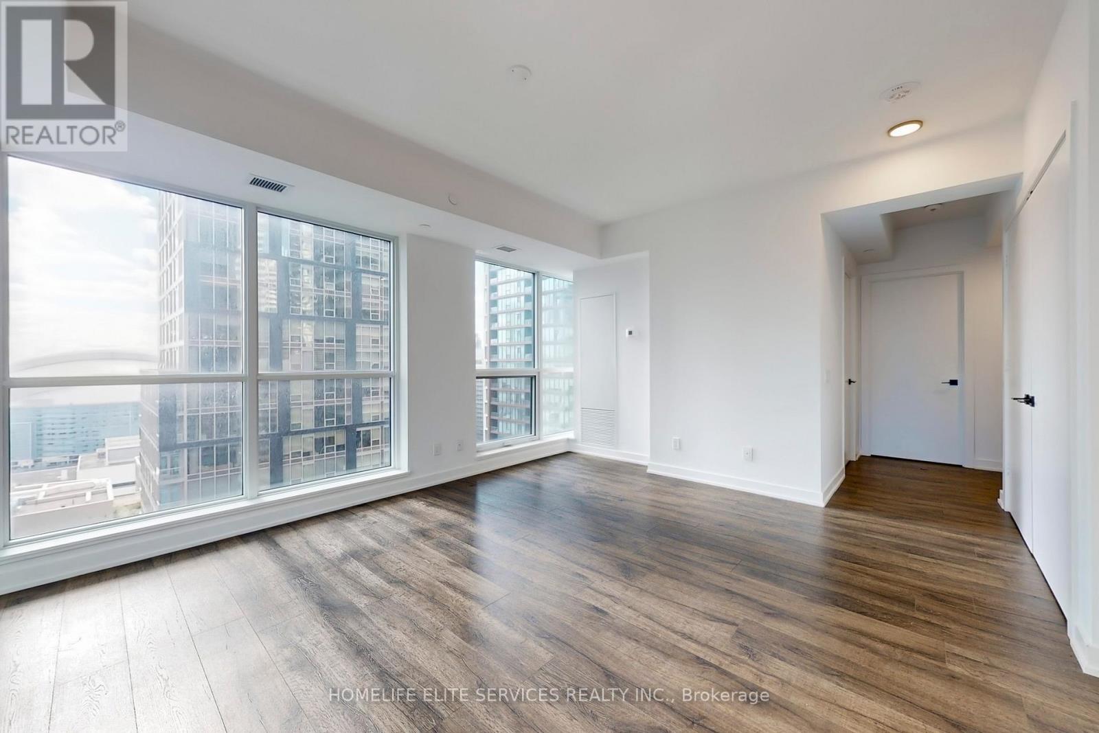 702 - 327 King Street W, Toronto, ON - Indoor Photo Showing Other Room