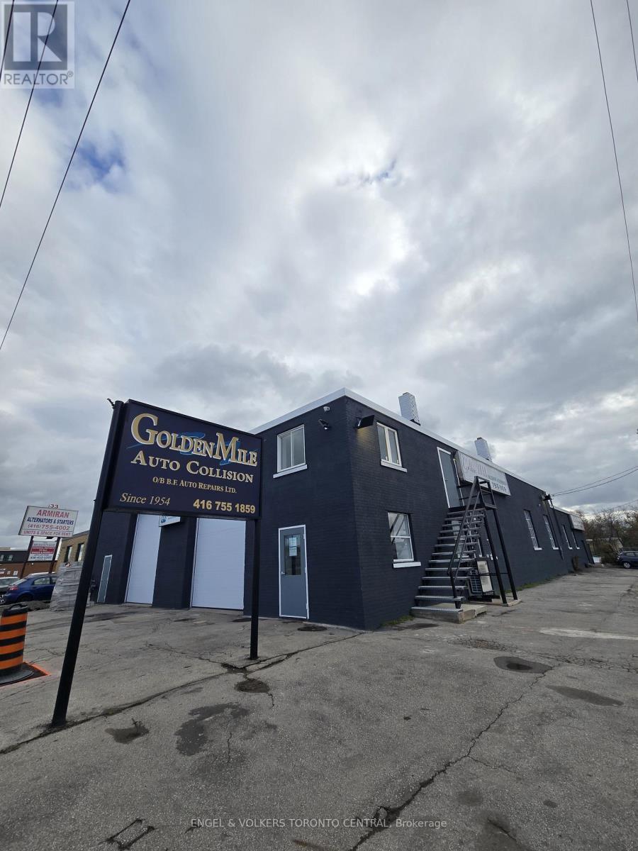 31 Comstock Road, Toronto, ON