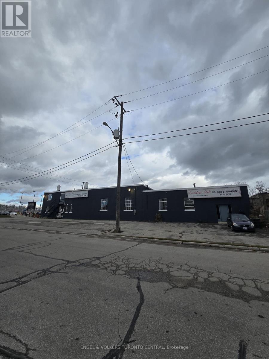 31 Comstock Road, Toronto, ON