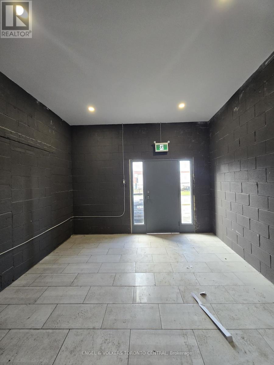 31 Comstock Road, Toronto, ON