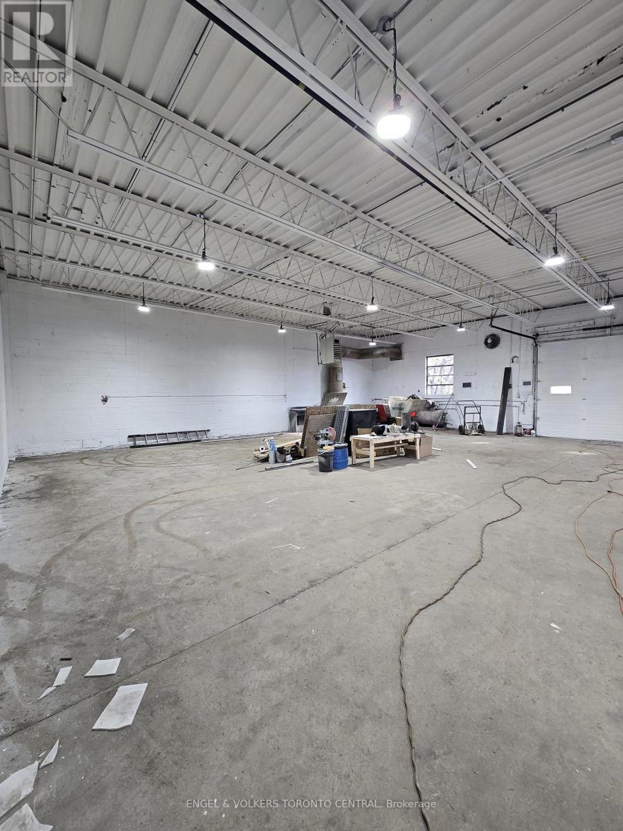 31 Comstock Road, Toronto, ON