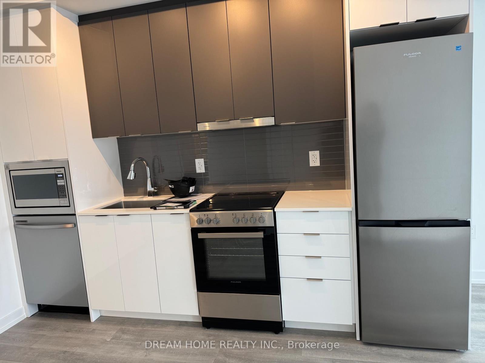 529 - 9763 Markham Road, Markham, ON - Indoor Photo Showing Kitchen