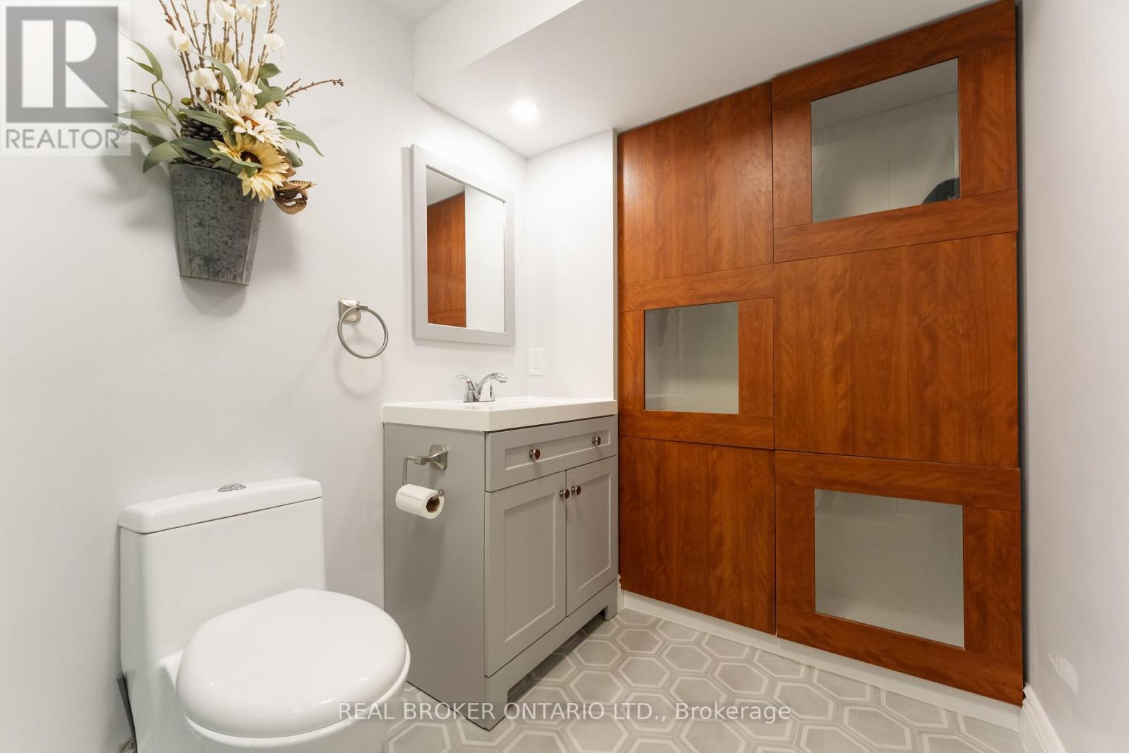 373 River Landing Avenue, Ottawa, ON - Indoor Photo Showing Bathroom