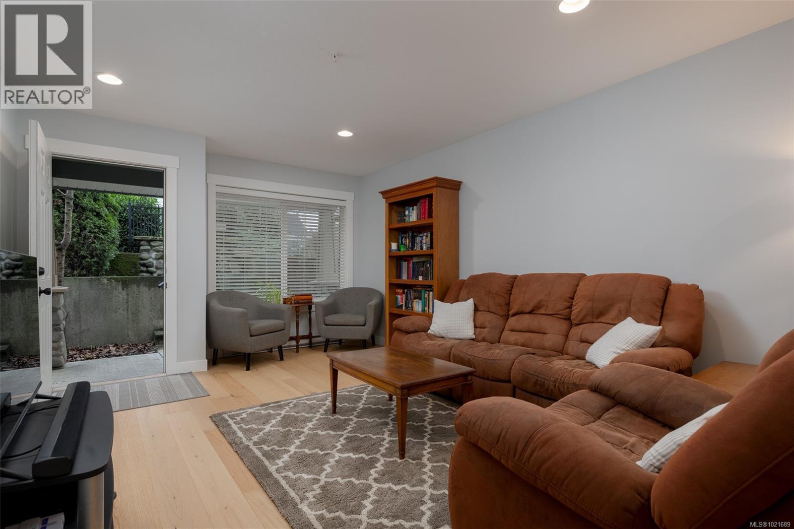 101 211 Victoria Rd, Nanaimo, BC