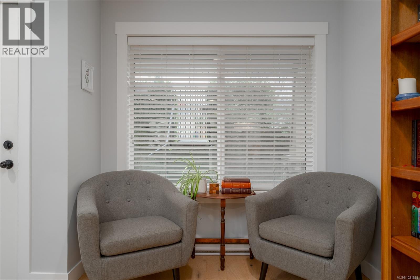 101 211 Victoria Rd, Nanaimo, BC