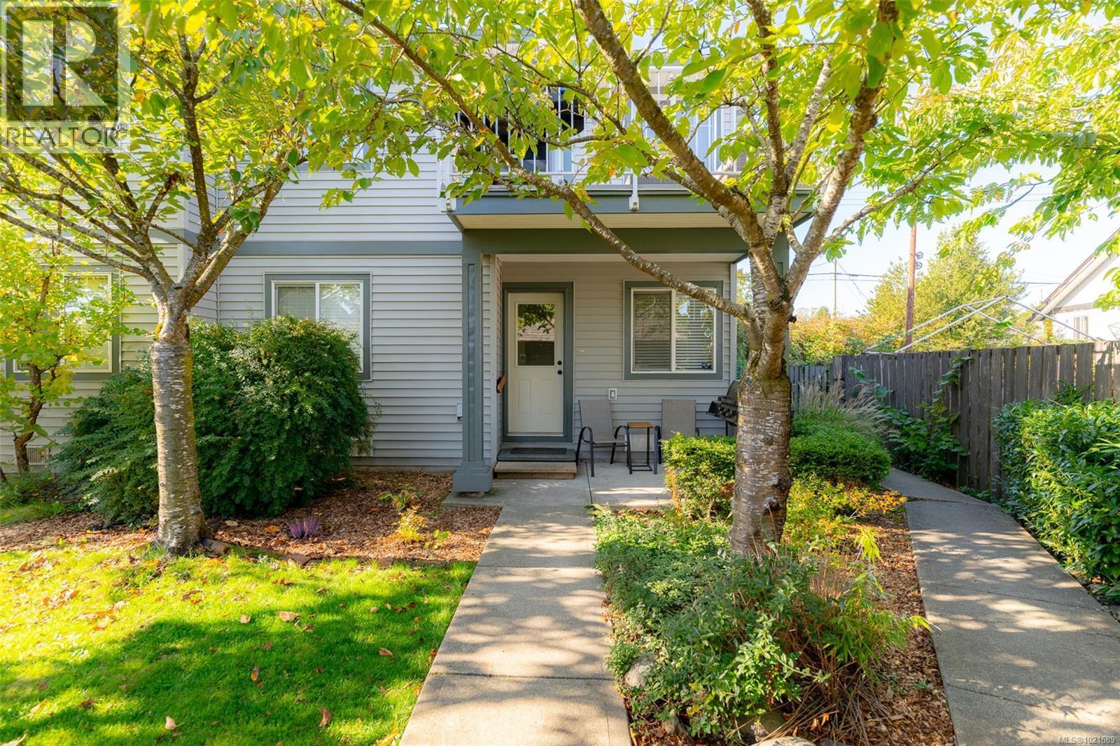 View of front of home - 101 211 Victoria Rd, Nanaimo, BC