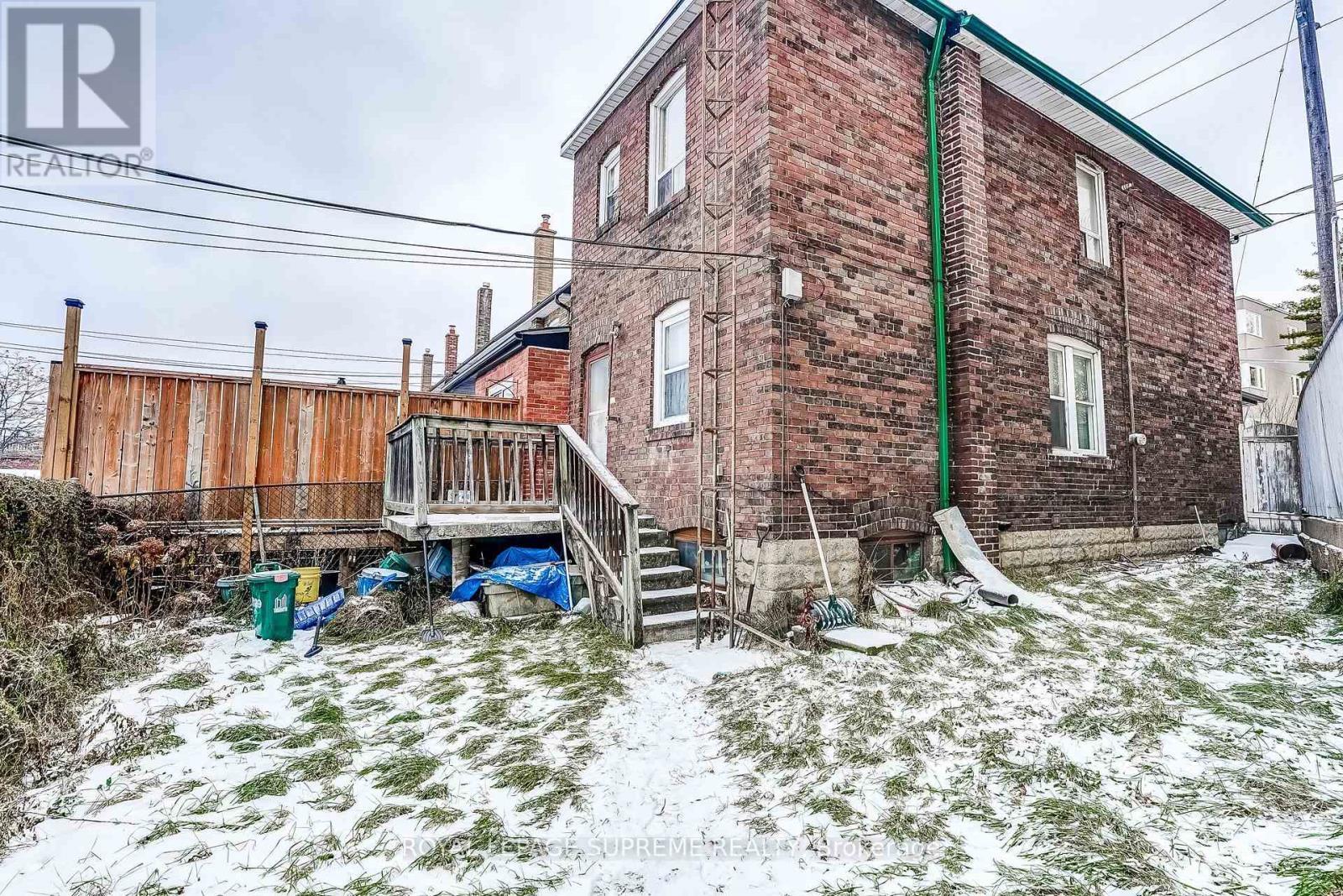 1089 Davenport Road, Toronto, ON - Outdoor