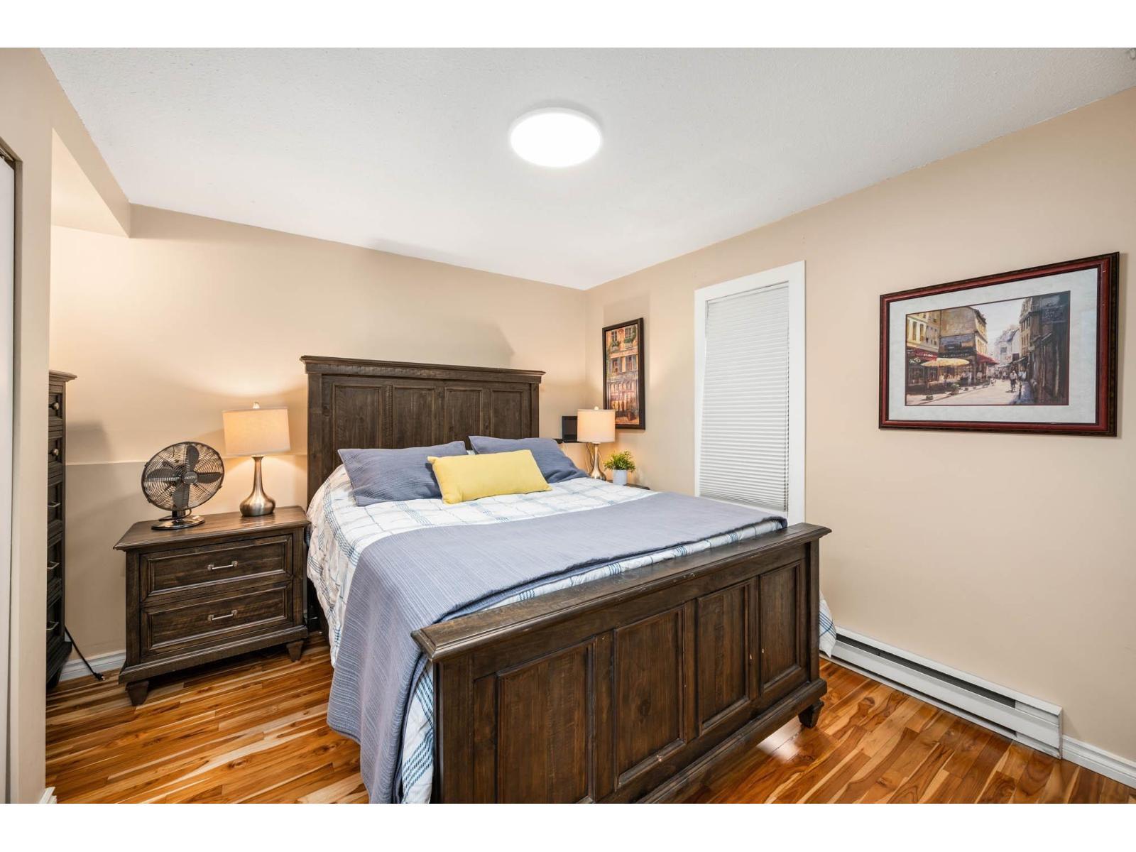 1246 Oxford Street, White Rock, BC - Indoor Photo Showing Bedroom