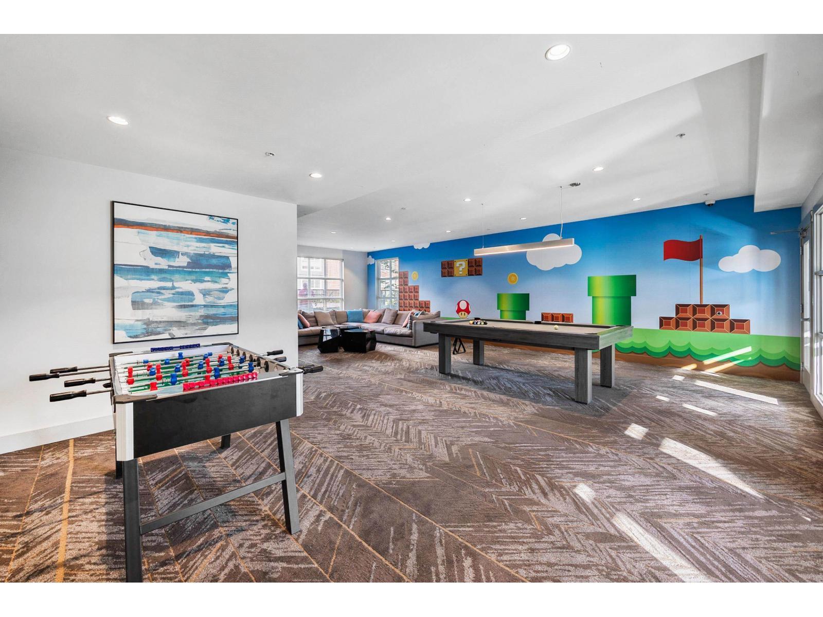 B116 8150 207 Street, Langley, BC - Indoor Photo Showing Other Room