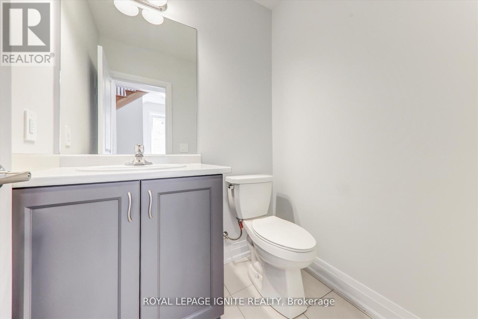61 Butler Boulevard, Kawartha Lakes, ON - Indoor Photo Showing Bathroom