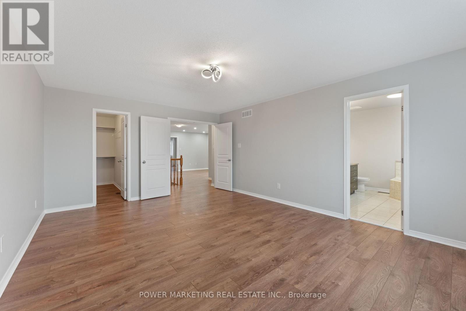 224 Harthill Way, Ottawa, ON - Indoor Photo Showing Other Room