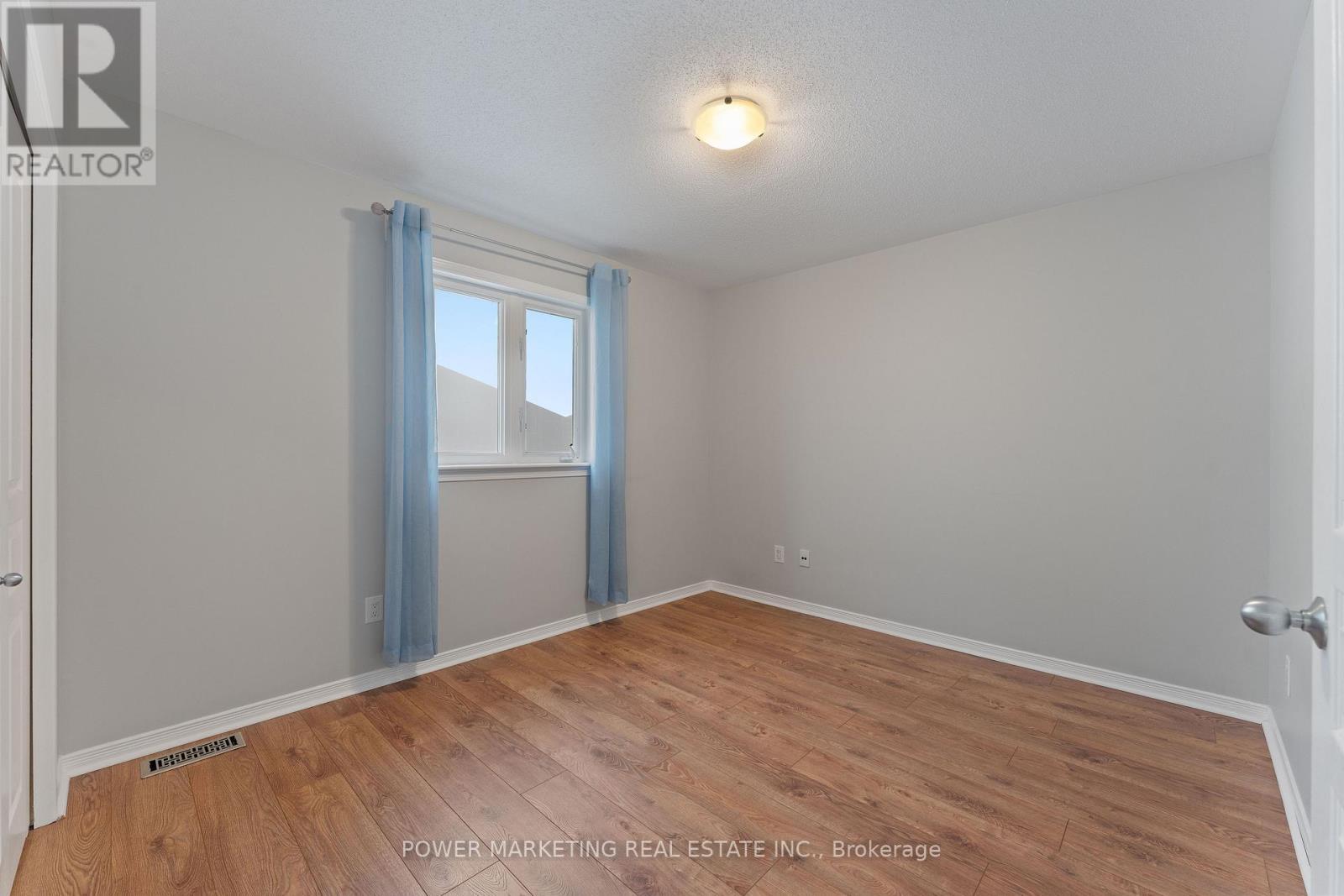 224 Harthill Way, Ottawa, ON - Indoor Photo Showing Other Room